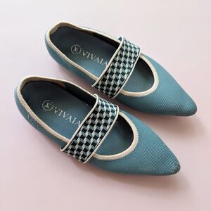 Vivaia Point-Toed Flats Mary Jane